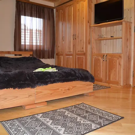 у гуцула Värdshus