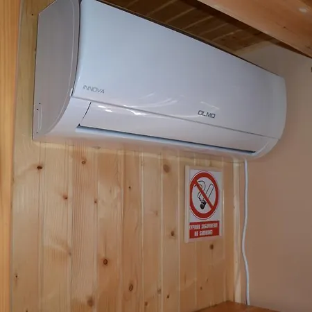 у гуцула * Mukatjeve