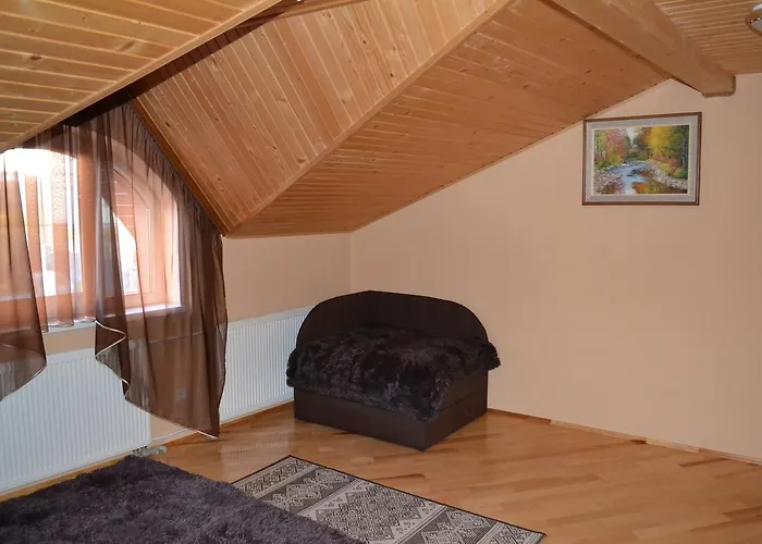 у гуцула Fogadó *