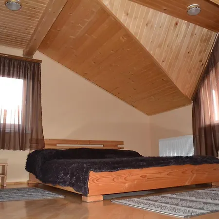 у гуцула